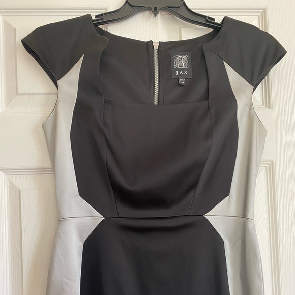 JAX DRESS - Picture 1 of 5